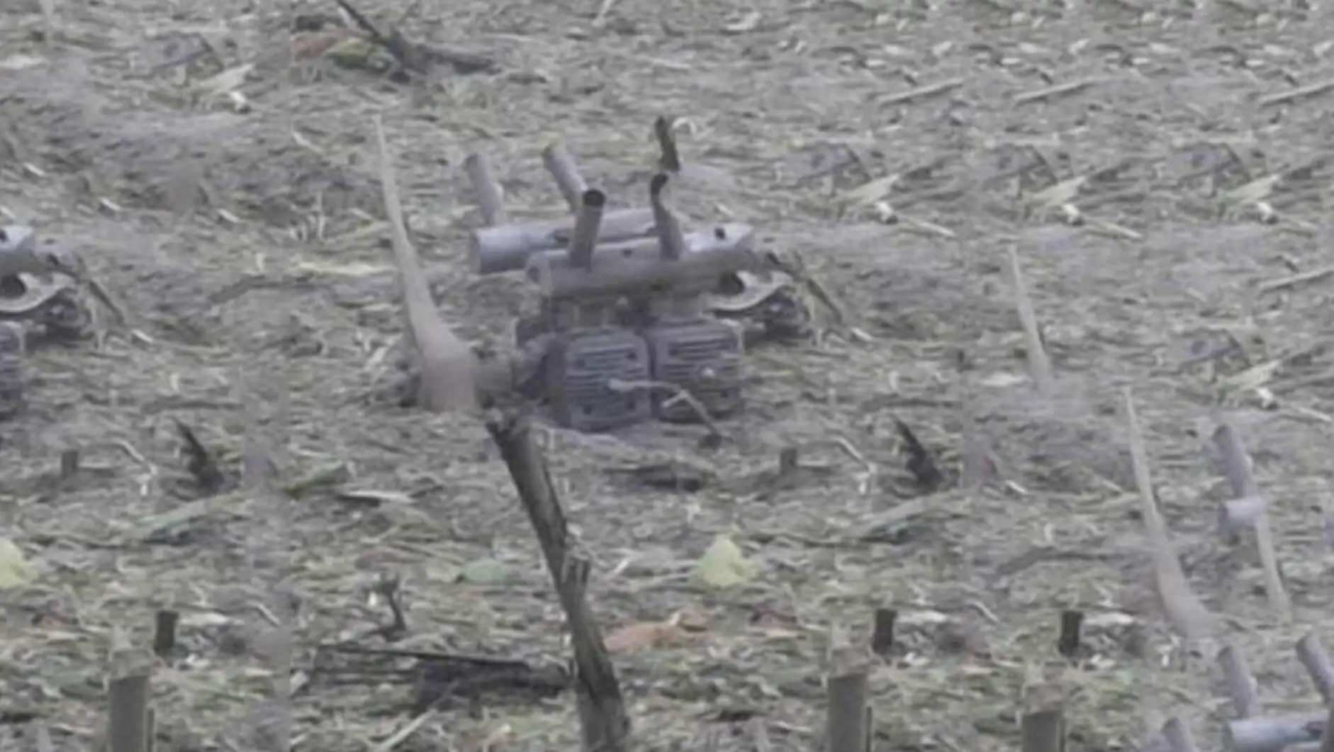 Damage caused by a machine falling to the ground. Damage caused by a machine falling to the ground.