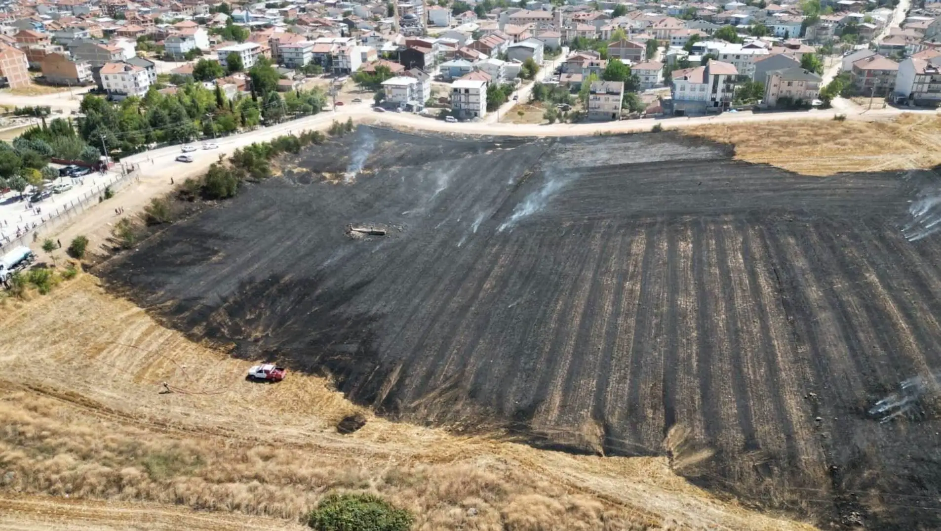 Yangın sonrası zarar gören alan.