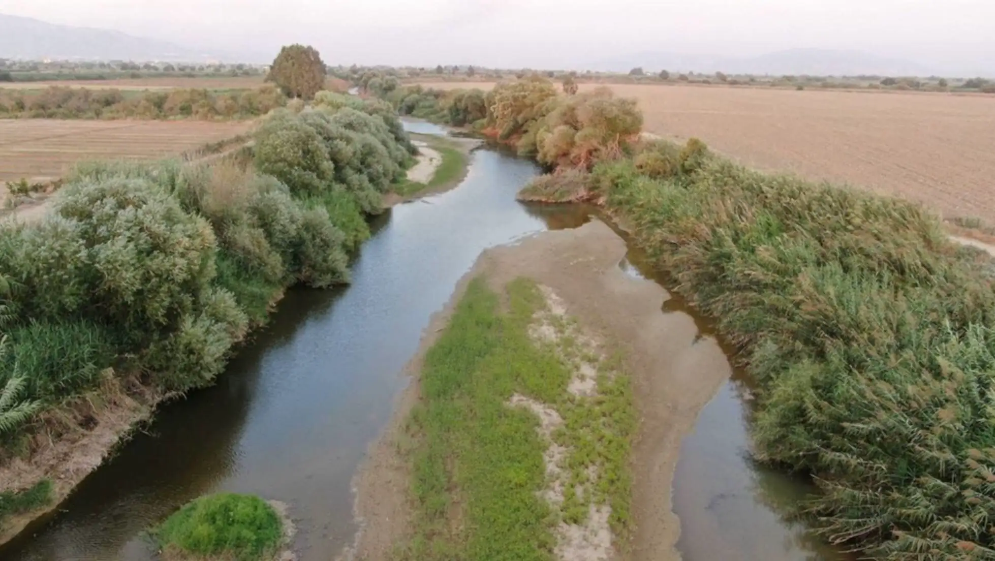 Büyük Menderes Nehri'nin tarım arazileri üzerindeki etkisi.
