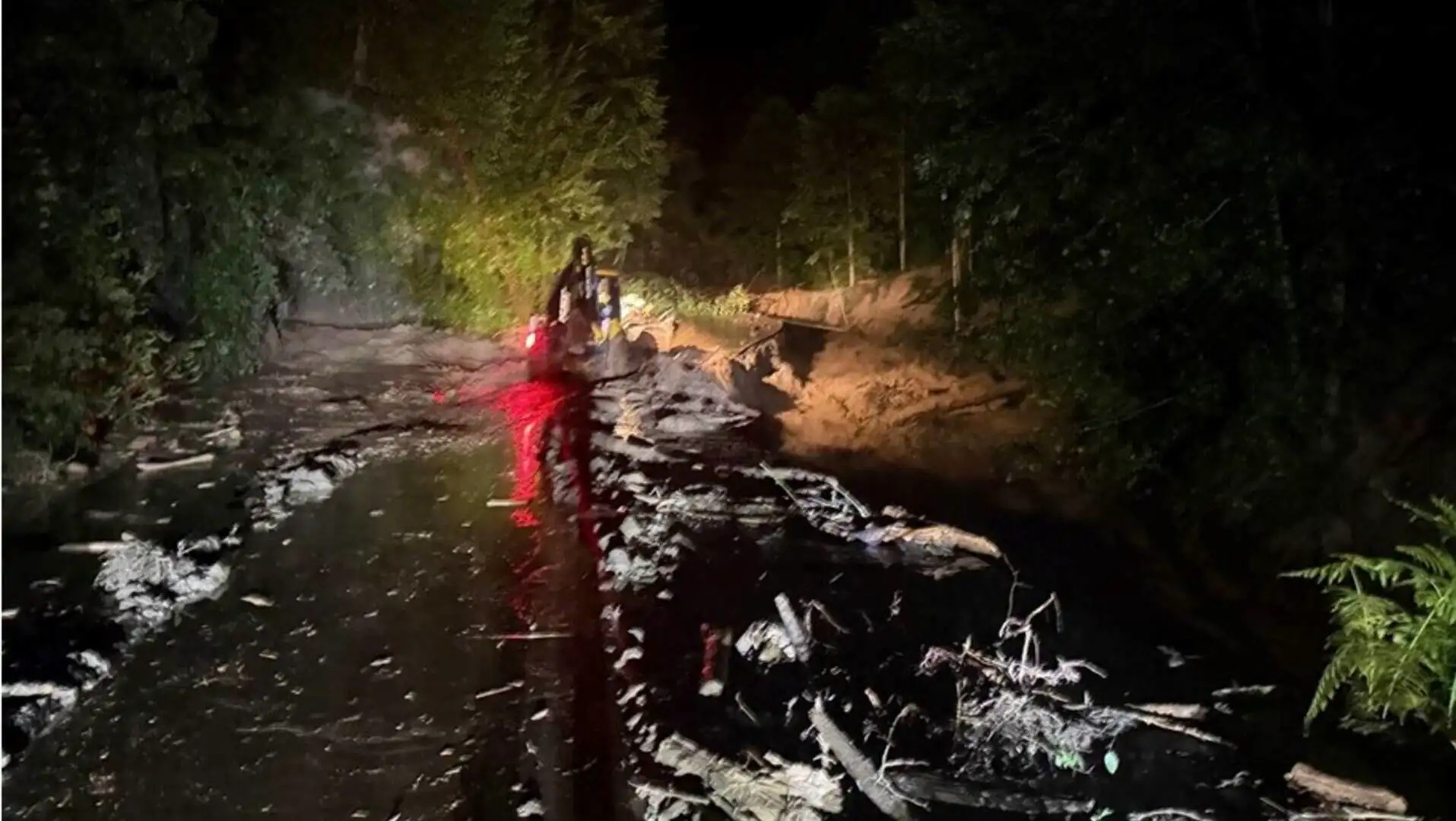 Rize'de sel felaketi sonrası bir görüntü.