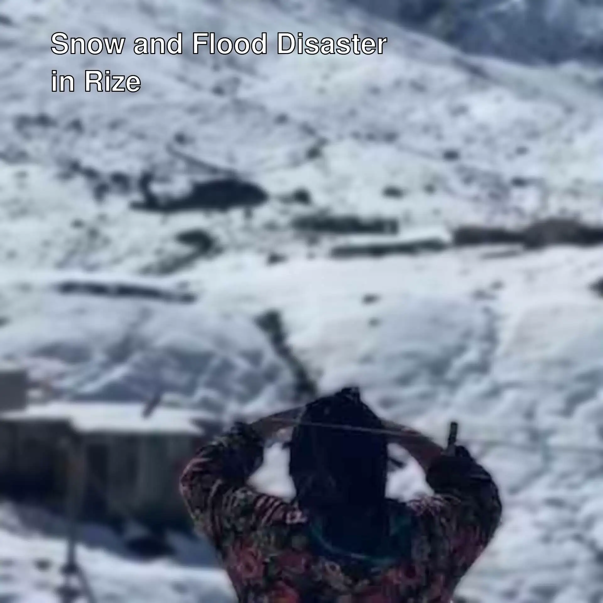 Helicopter aid after the snow and flood disaster in Rize.