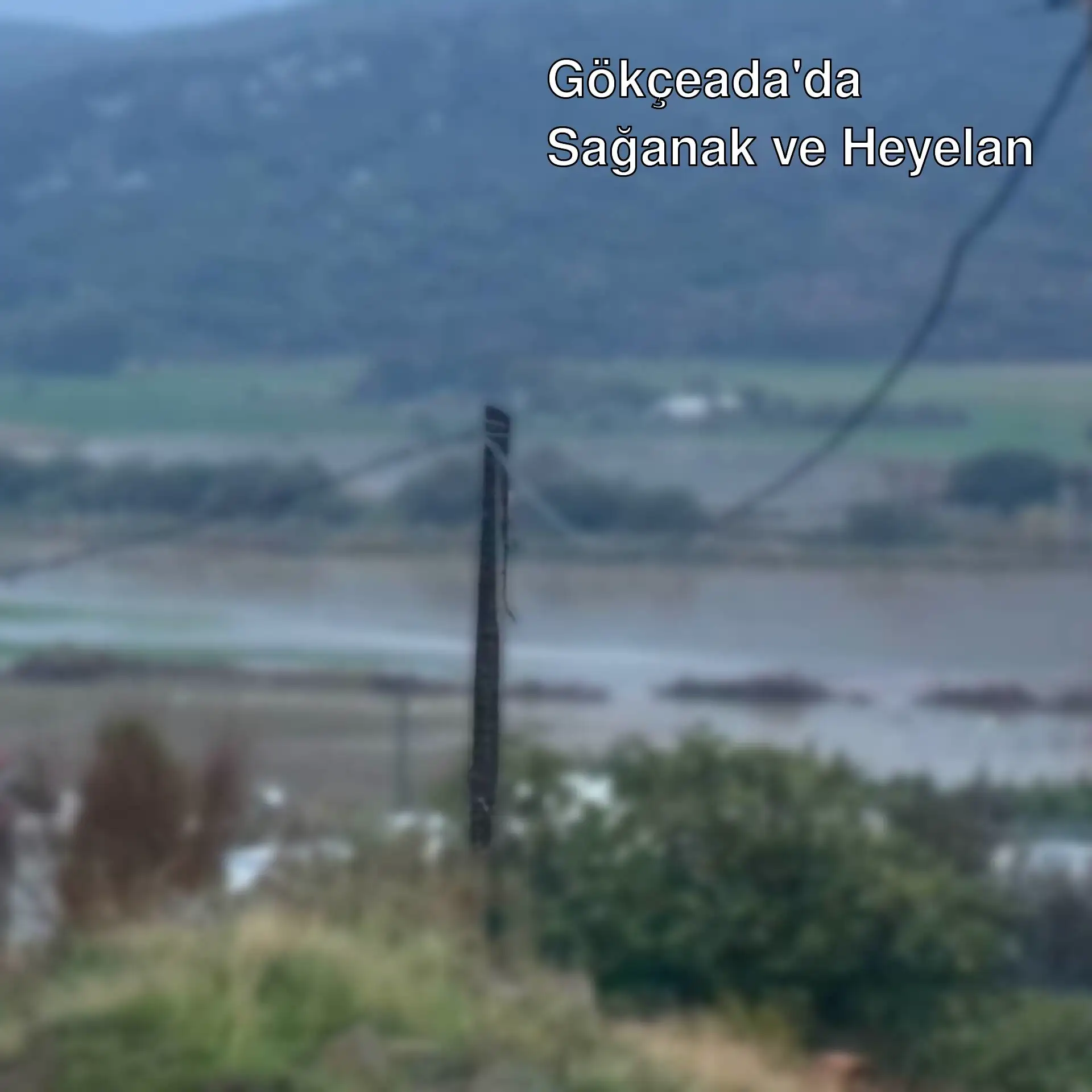 Gökçeada'da sağanak yağış sonrası oluşan su birikintileri. Gökçeada'da sağanak yağış sonrası oluşan su birikintileri.