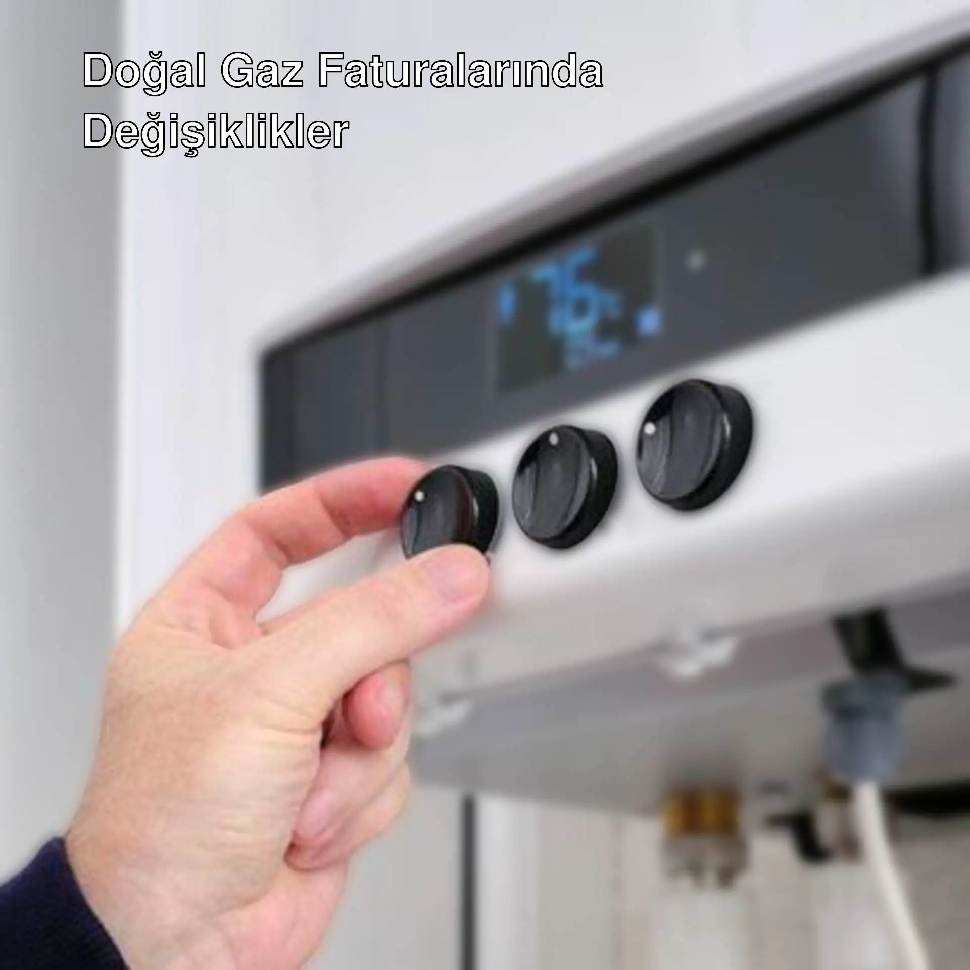 Doğal gazlı ocak ayarını çeviren bir el.