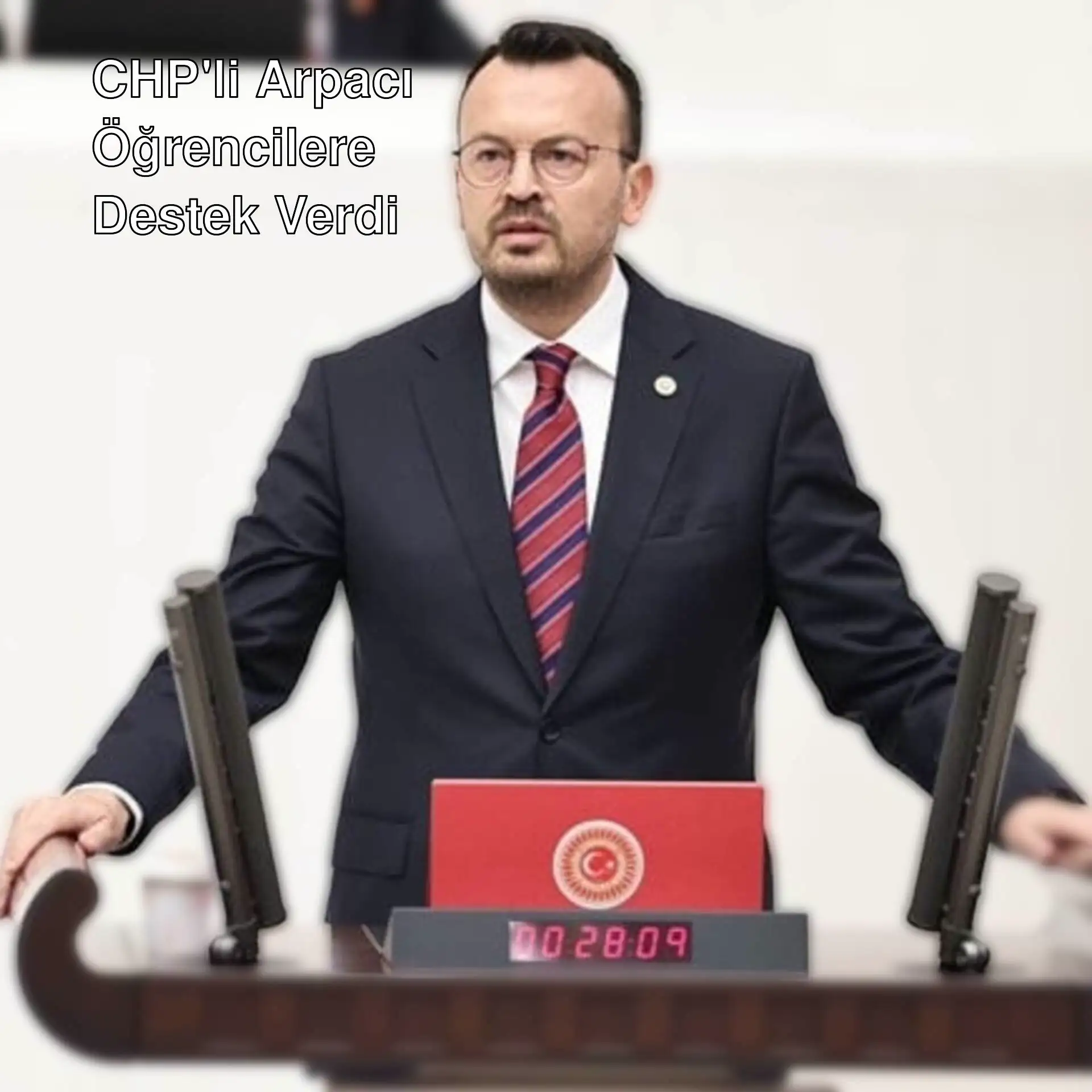 CHP'li Şeref Arpacı, öğrencilere destek ziyareti yapıyor. CHP'li Şeref Arpacı, öğrencilere destek ziyareti yapıyor.