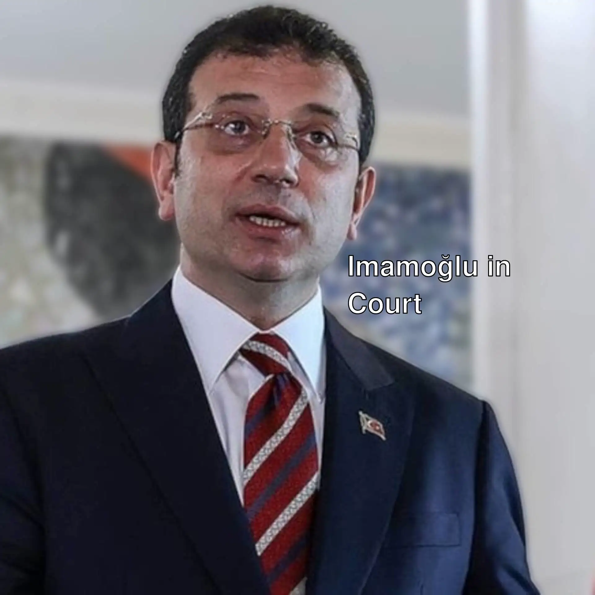 Ekrem İmamoğlu in court.
