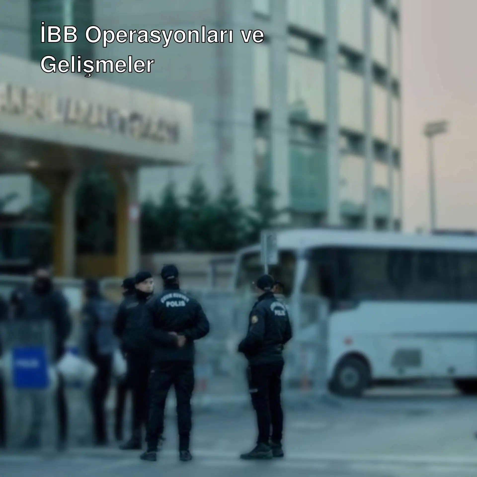 İBB operasyonu sırasında bir grup insan. İBB operasyonu sırasında bir grup insan.