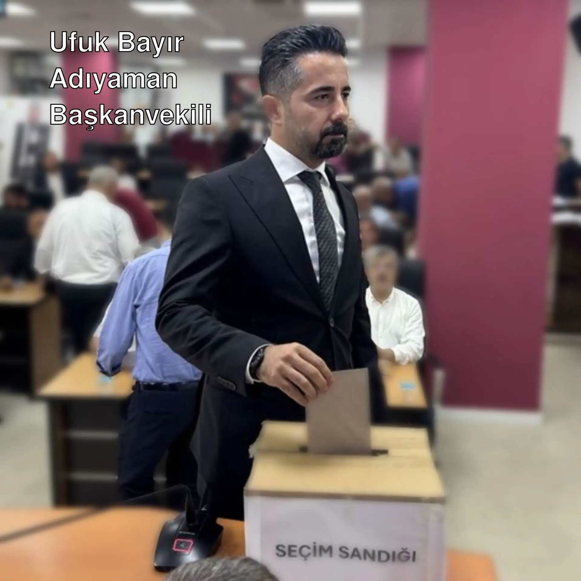 Ufuk Bayır oyunu kullanırken Ufuk Bayır oyunu kullanırken