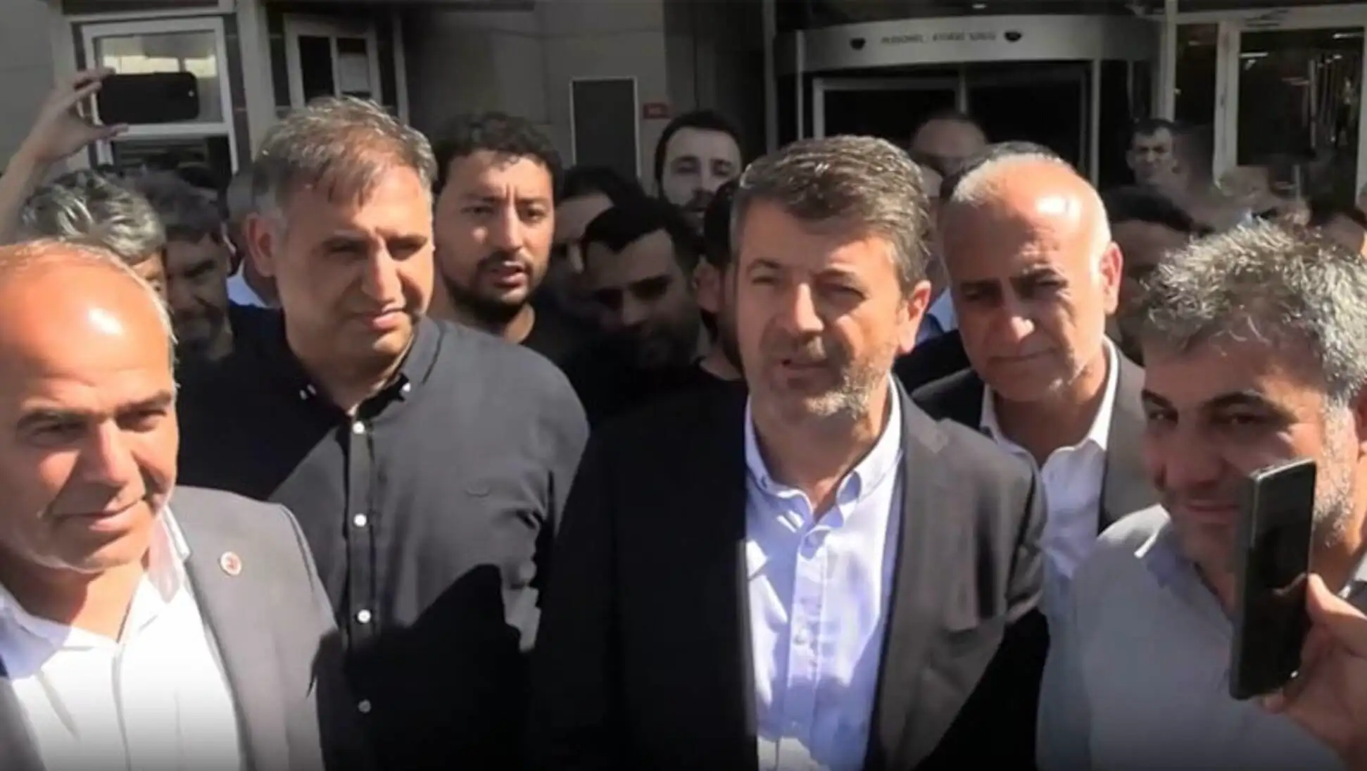 Decision regarding Adıyaman Mayor Abdurrahman Tutdere. Decision regarding Adıyaman Mayor Abdurrahman Tutdere.