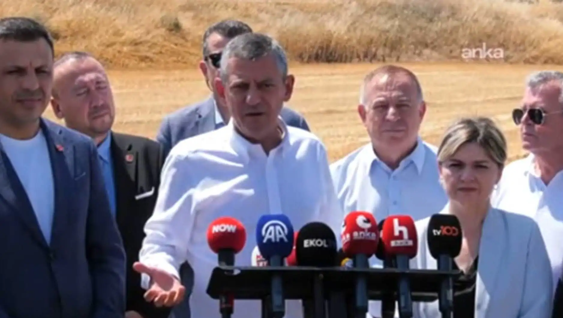 CHP leader Özgür Özel making statements at a press conference.