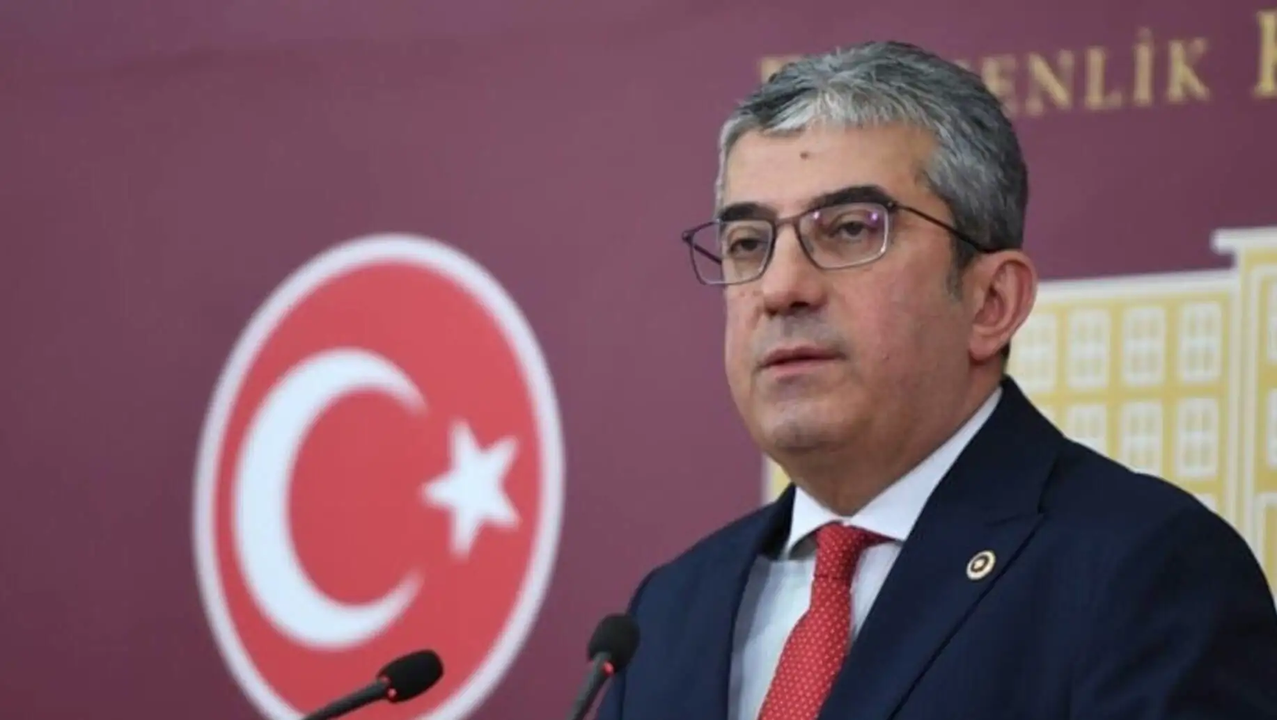 CHP Group Deputy Chairman Gökhan Günaydın announced that CHP will not sit at the constitutional amendment table. CHP Group Deputy Chairman Gökhan Günaydın announced that CHP will not sit at the constitutional amendment table.