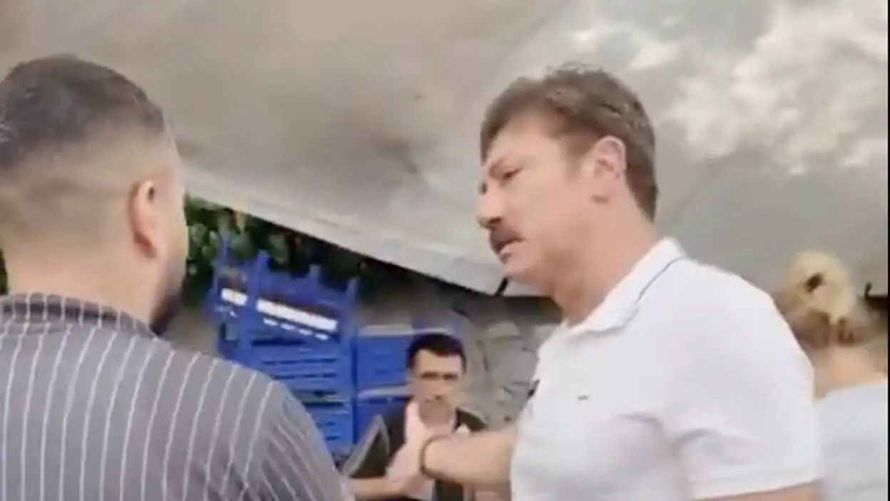 Hakan Bahadır pazar denetiminde.