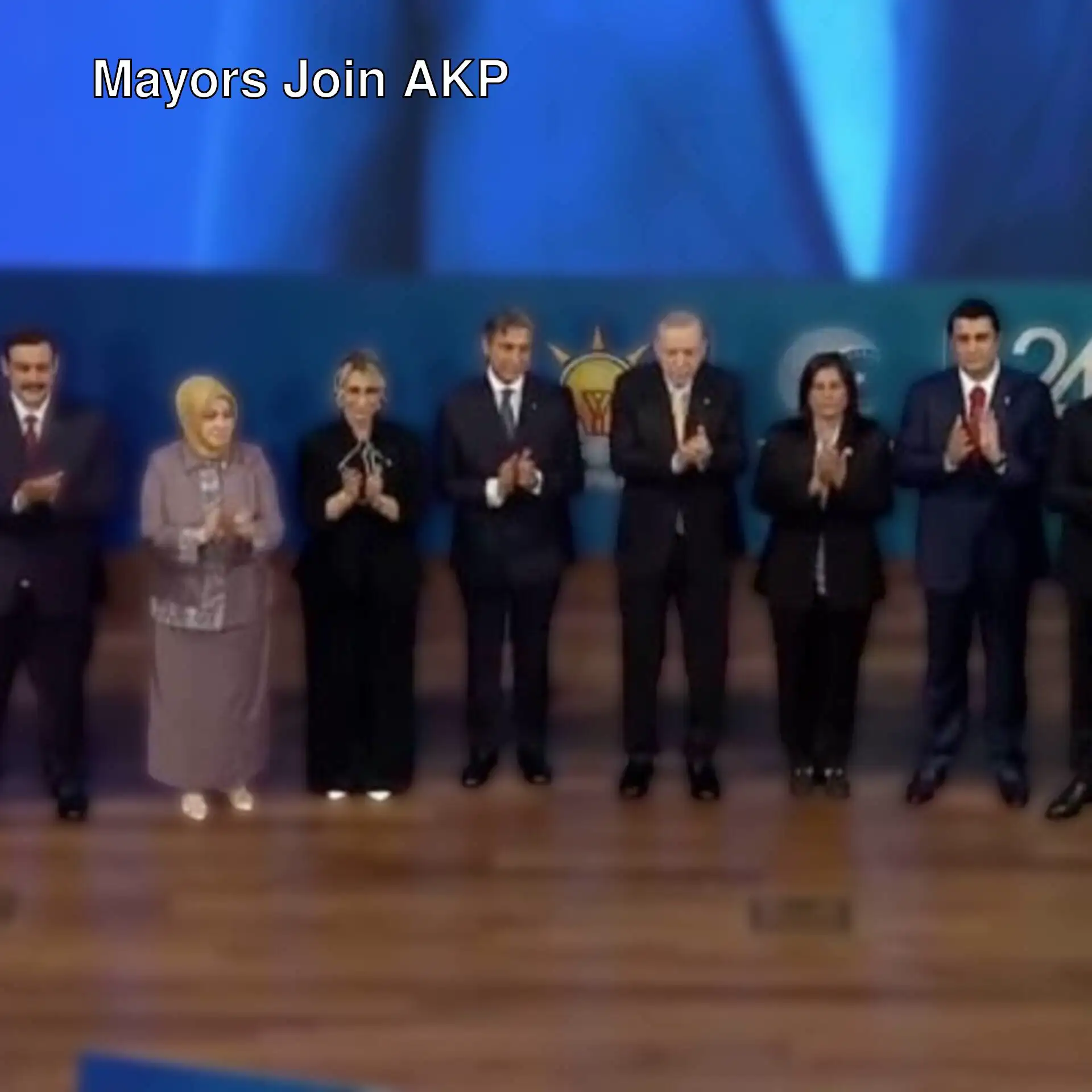 Aydın Mayor Özlem Çerçioğlu joined AKP. Aydın Mayor Özlem Çerçioğlu joined AKP.