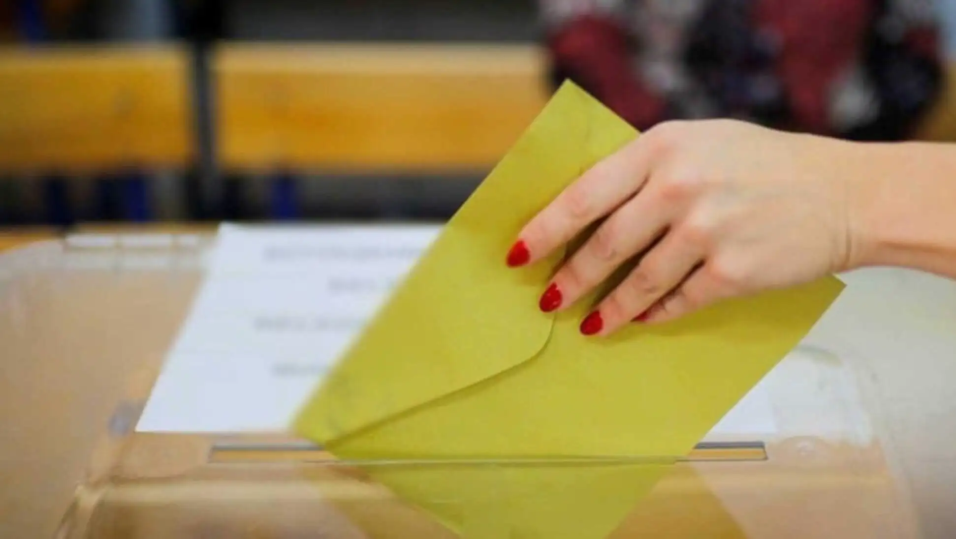 CHP emerged as the leading party in the latest election poll. CHP emerged as the leading party in the latest election poll.