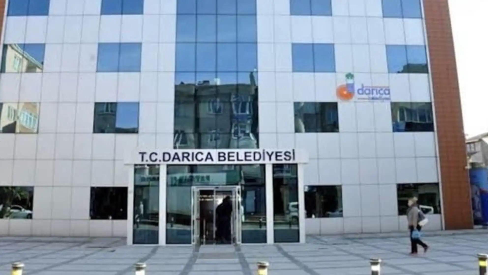 İzmit Belediyesi'nde yaşanan skandal ile ilgili bir görüntü. İzmit Belediyesi'nde yaşanan skandal ile ilgili bir görüntü.
