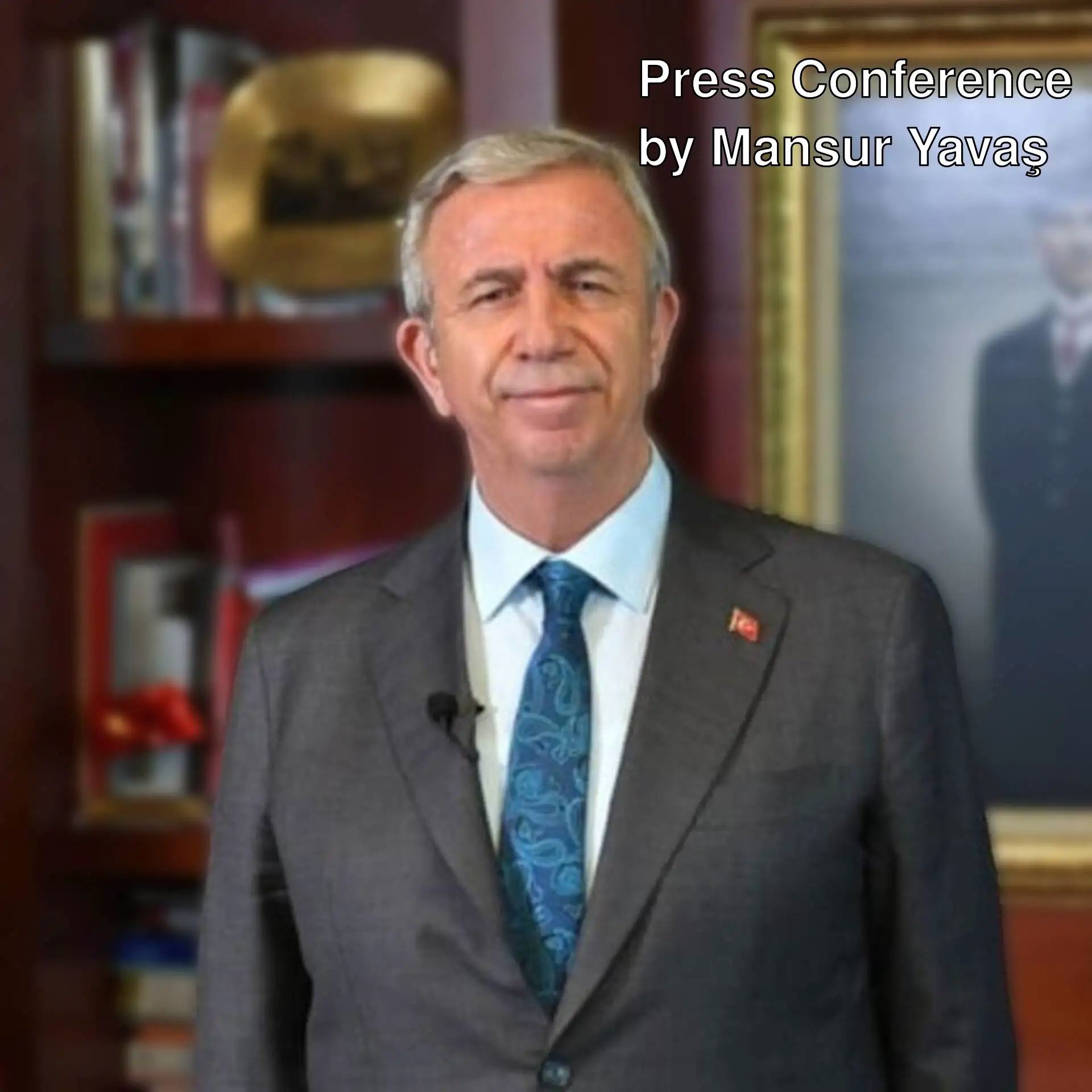 Image of Mansur Yavaş before the press conference.