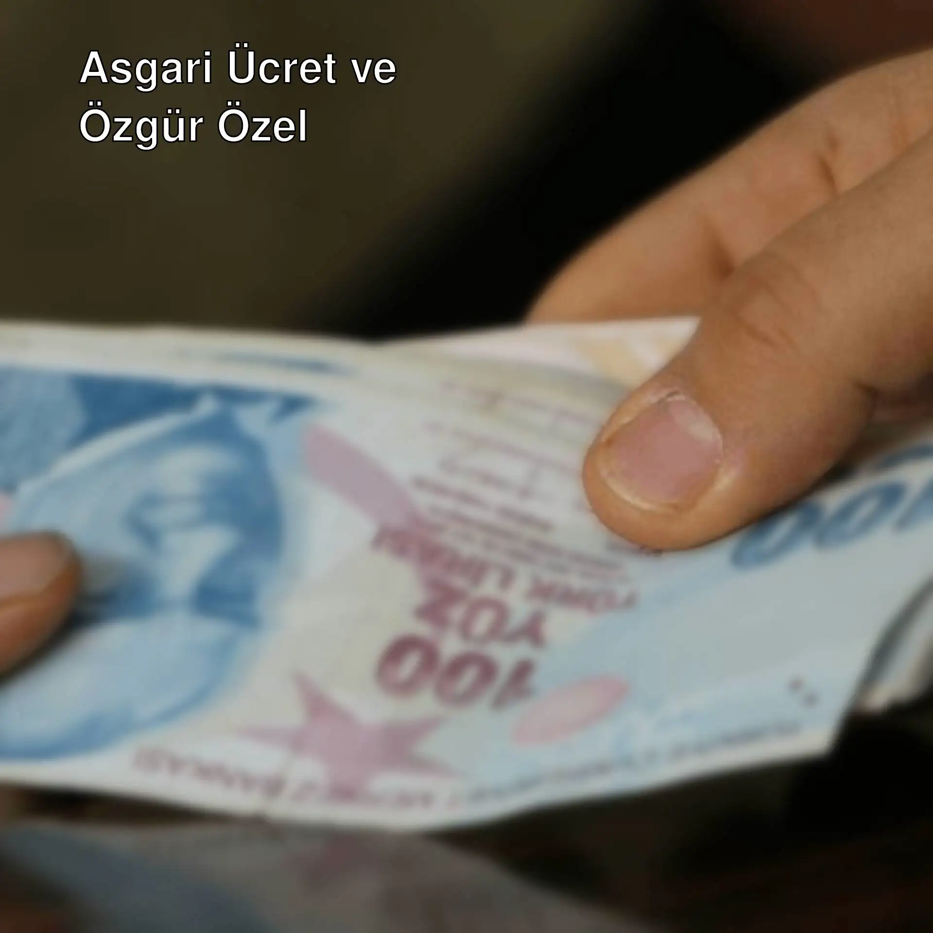 Özgür Özel, asgari ücret zammı hakkında açıklama yapıyor. Özgür Özel, asgari ücret zammı hakkında açıklama yapıyor.
