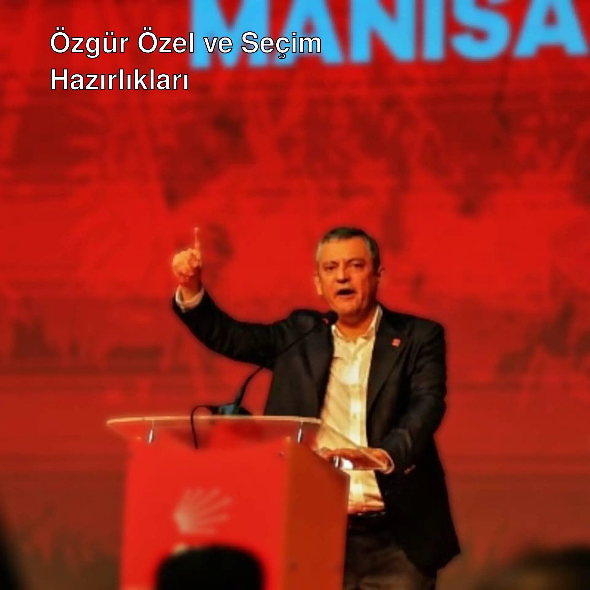 Özgür Özel, kongrede konuşma yapıyor. Özgür Özel, kongrede konuşma yapıyor.