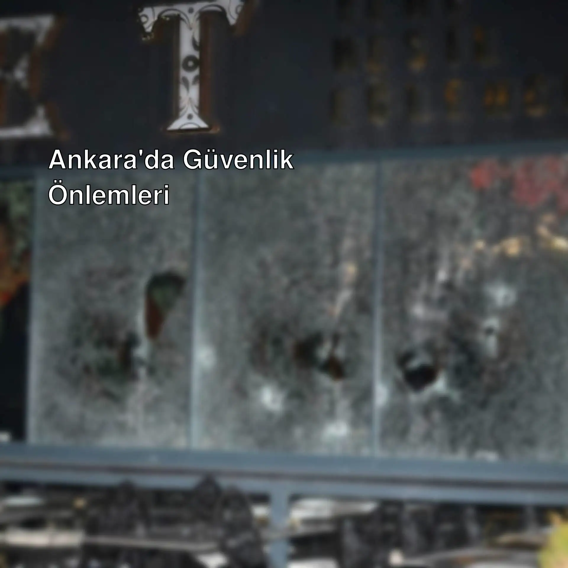Kırık camlı bir pencere. Ankara'da bir iş yerinin kurşunlanması sonrası görüntü. Kırık camlı bir pencere. Ankara'da bir iş yerinin kurşunlanması sonrası görüntü.