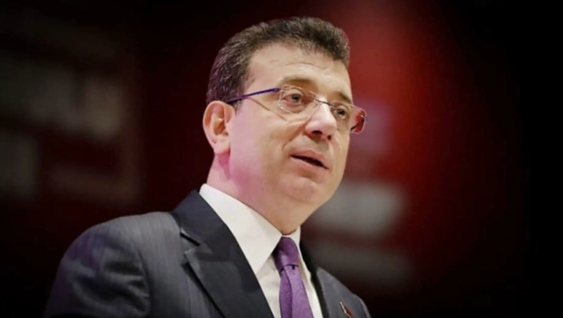 Ekrem İmamoğlu delivering his Republic Day message. Ekrem İmamoğlu delivering his Republic Day message.