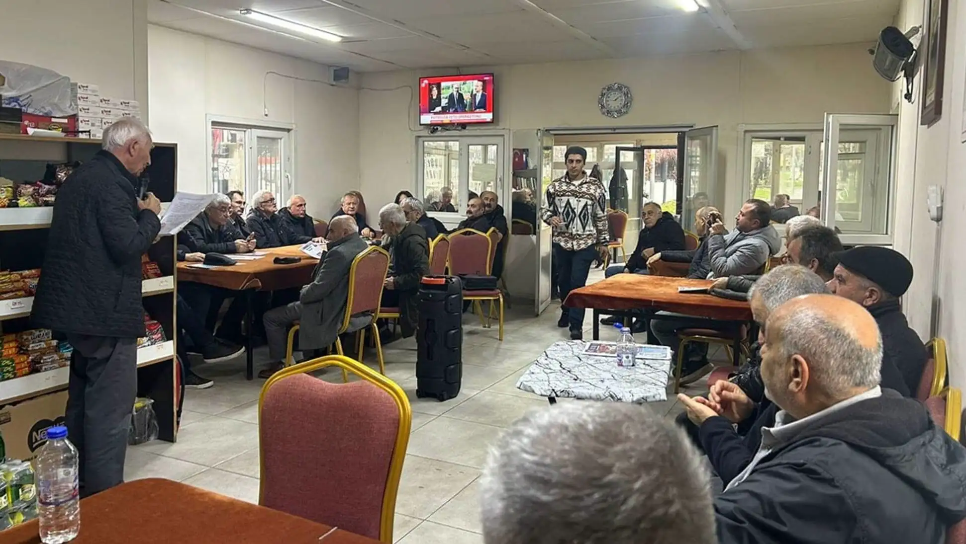 A meeting where retirees express their issues.